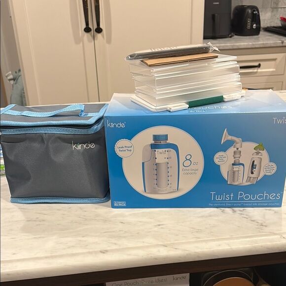 Kiinde Twist Pouches and Cooler Set - Picture 1 of 3